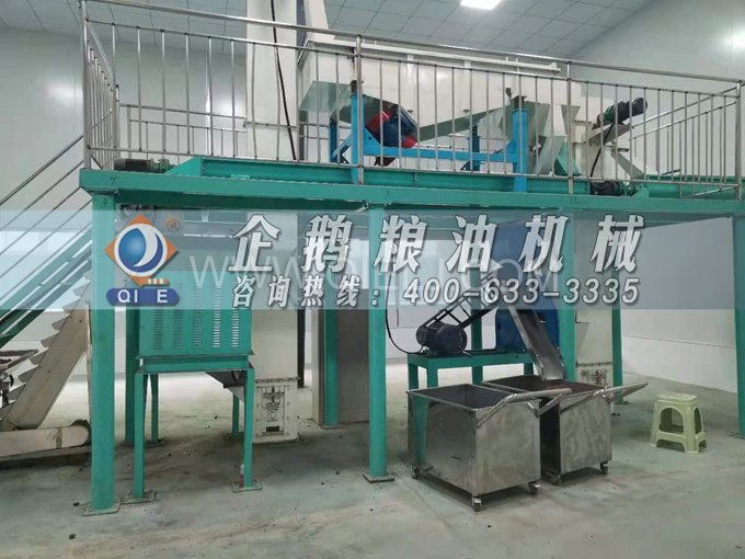 企鵝牌核桃油榨油設備,生產綠色健康油受大眾喜愛(圖2) 企鵝牌核桃油榨油設備,生產綠色健康油受大眾喜愛(圖2)